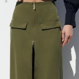 ZARA ZIPPERED MIDI CARGO SKIRT